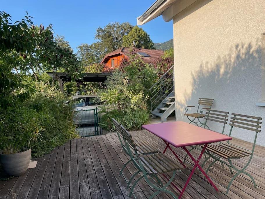Chez Peggy & Victor - Appartement 4/5 Personnes Naves-Parmelan Exterior foto